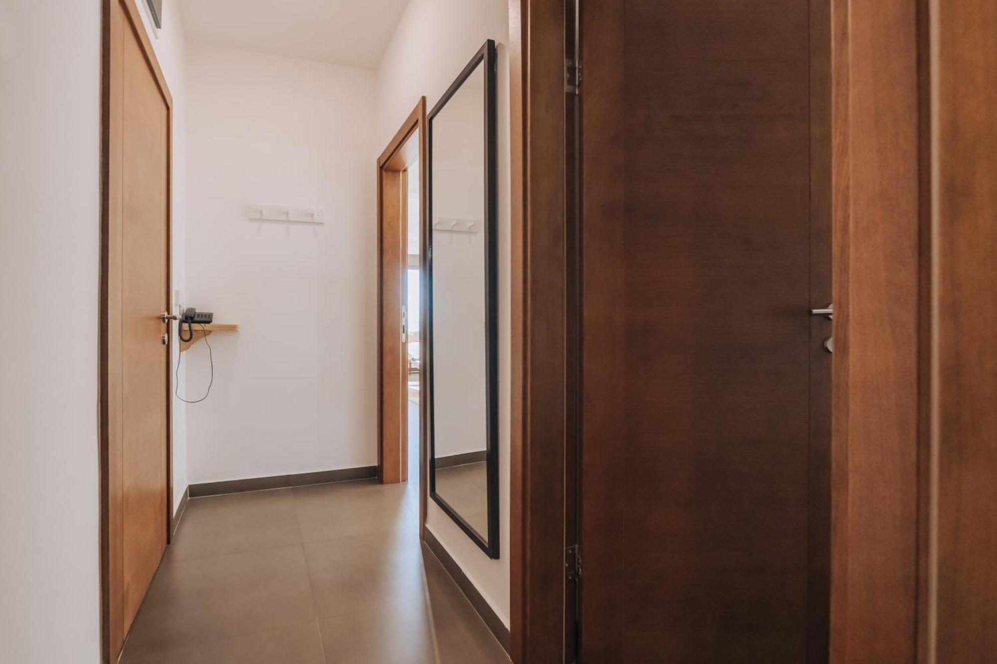 Apartments Kuce Lekovica Beach & Snack Bar- Bistro Cameră foto
